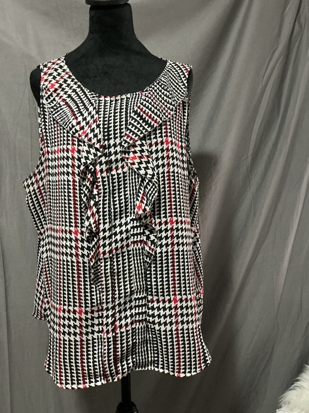 Women’s Elle blouse